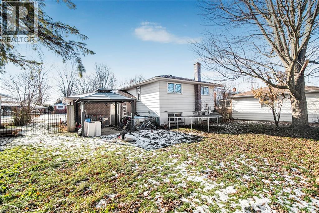 












171 KNEIDER Avenue

,
Dunnville,




Ontario
N1A1A6

