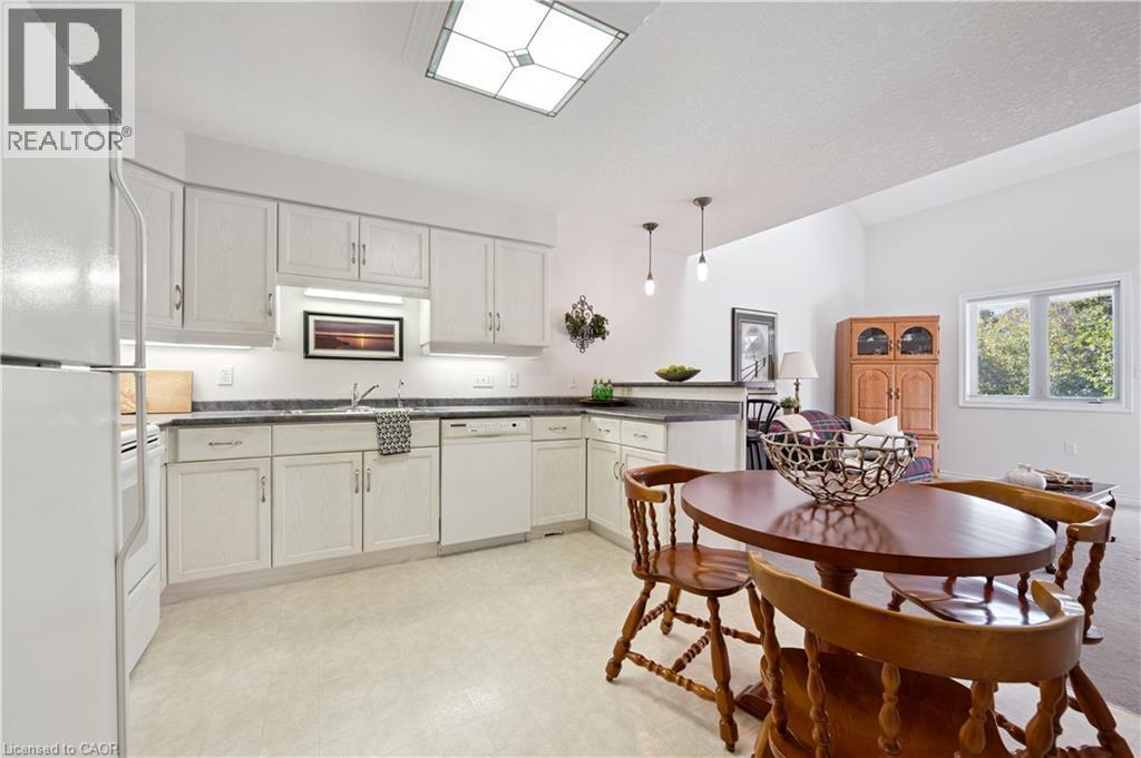 












17 TERRAVIEW Crescent

,
Guelph,




Ontario
N1G5A7

