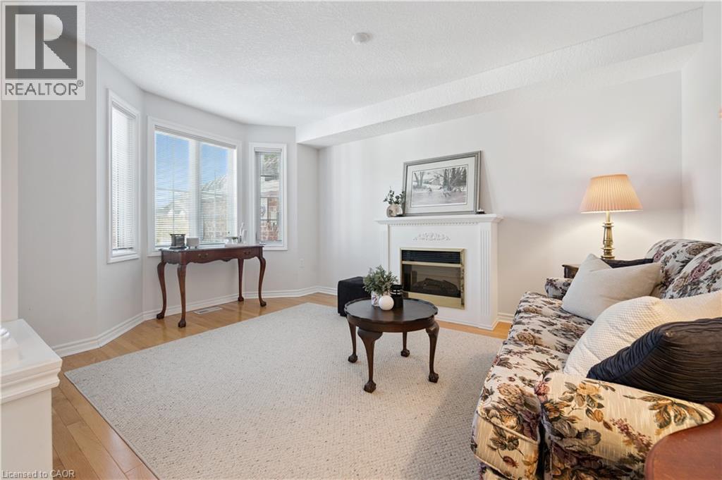 












17 TERRAVIEW Crescent

,
Guelph,




Ontario
N1G5A7

