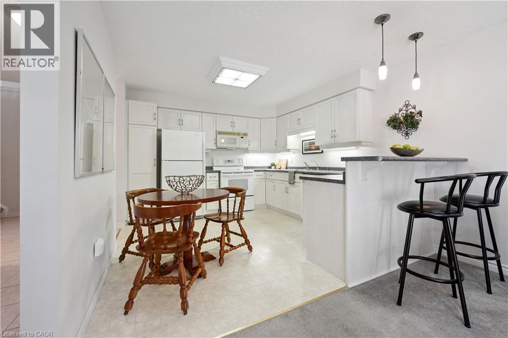 












17 TERRAVIEW Crescent

,
Guelph,




Ontario
N1G5A7

