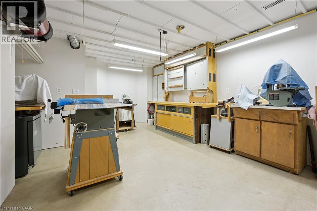 












17 TERRAVIEW Crescent

,
Guelph,




Ontario
N1G5A7

