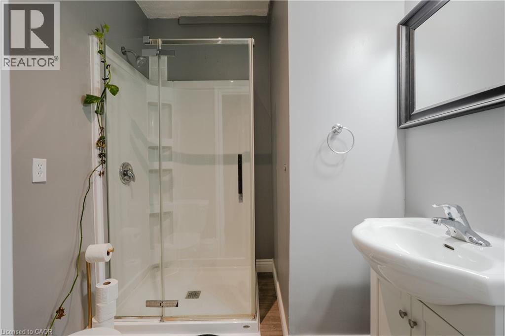 












267-277 KING WILLIAM Street

,
Hamilton,




Ontario
L8L1N9

