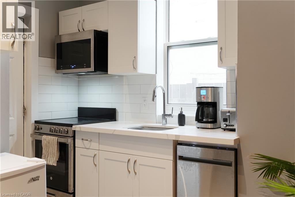 












267-277 KING WILLIAM Street

,
Hamilton,




Ontario
L8L1N9

