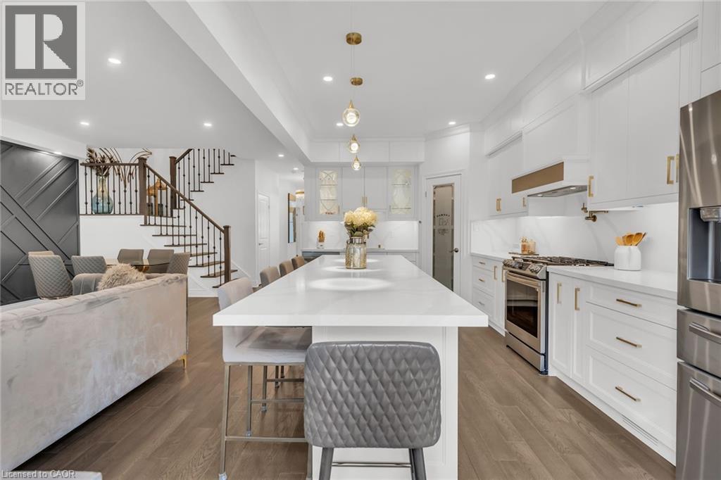 












122 SHOREVIEW Place

,
Stoney Creek,




Ontario
L8E0J4

