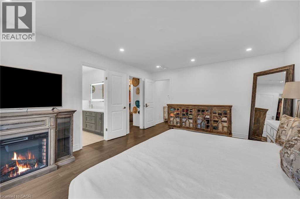 












122 SHOREVIEW Place

,
Stoney Creek,




Ontario
L8E0J4


