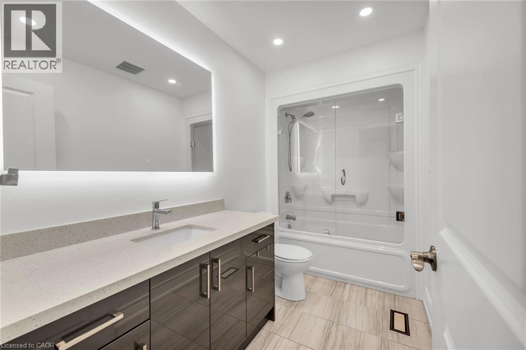 












122 SHOREVIEW Place

,
Stoney Creek,




Ontario
L8E0J4

