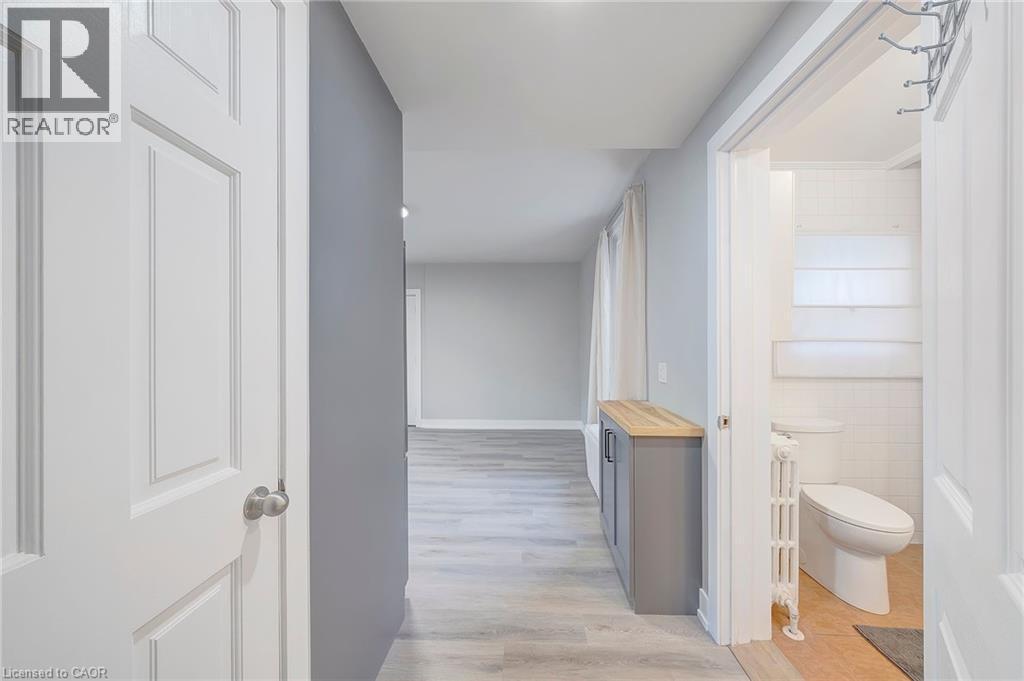 












115 WEST MAIN Street

,
Welland,




Ontario
L3C4Z8

