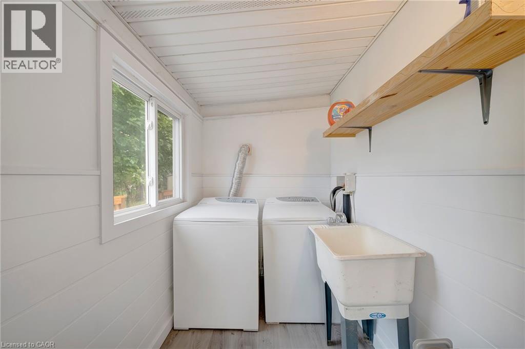 












115 WEST MAIN Street

,
Welland,




Ontario
L3C4Z8

