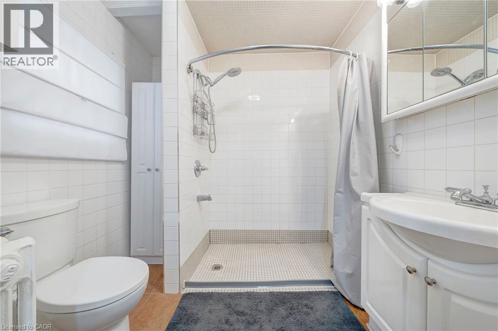 












115 WEST MAIN Street

,
Welland,




Ontario
L3C4Z8

