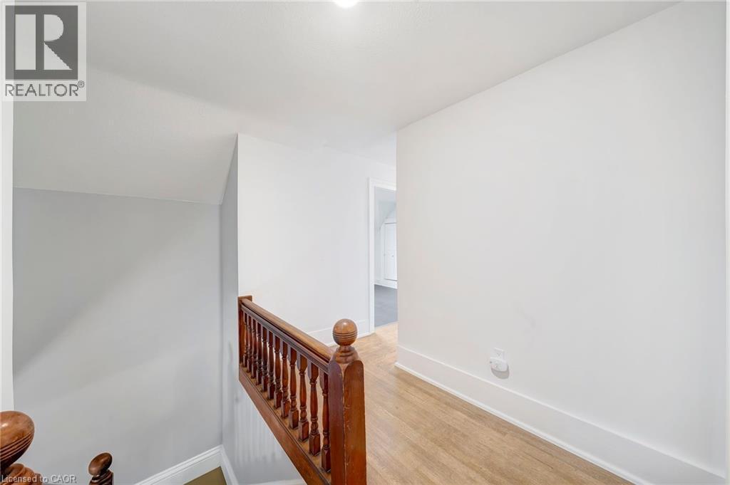 












115 WEST MAIN Street

,
Welland,




Ontario
L3C4Z8

