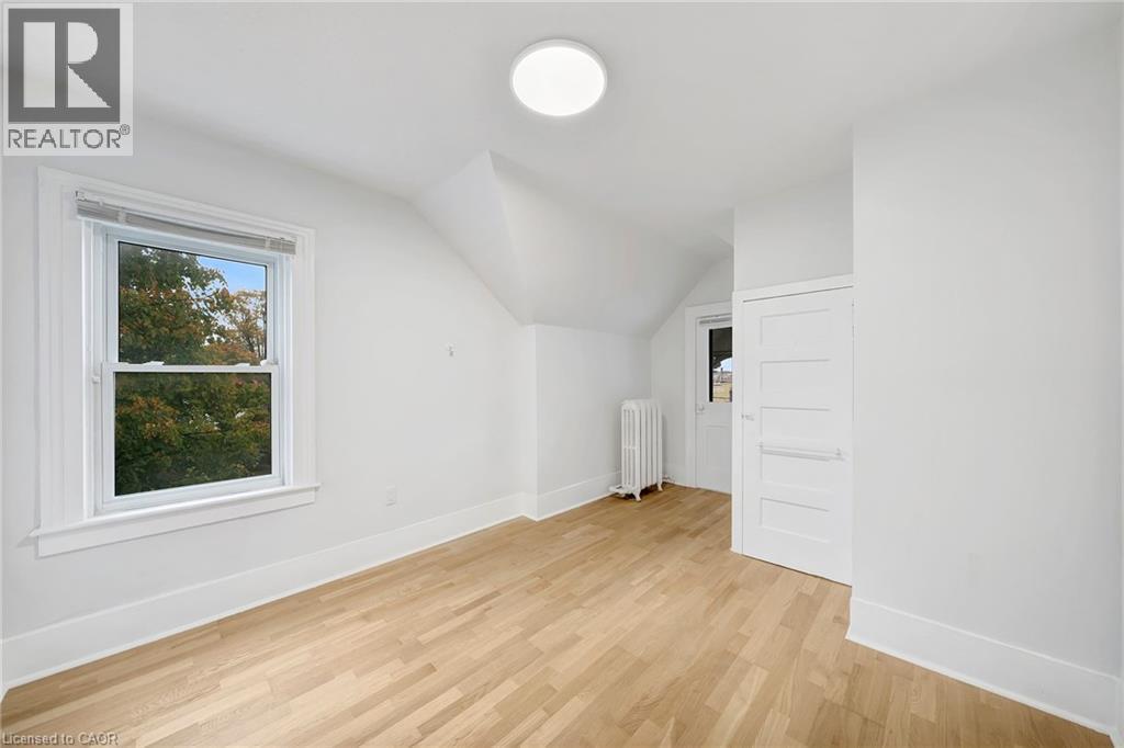 












115 WEST MAIN Street

,
Welland,




Ontario
L3C4Z8

