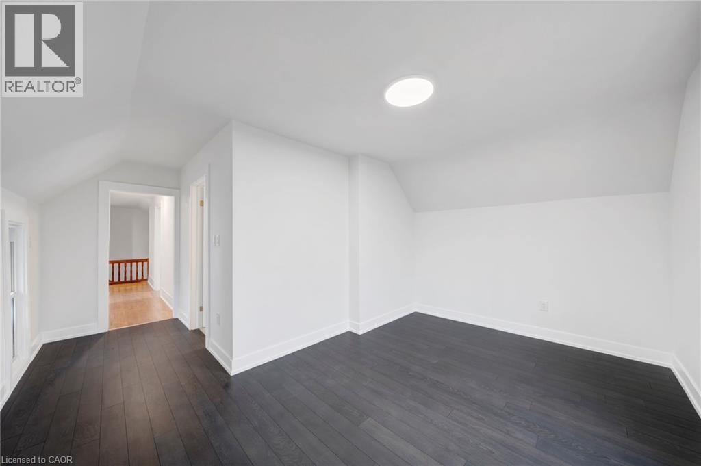 












115 WEST MAIN Street

,
Welland,




Ontario
L3C4Z8

