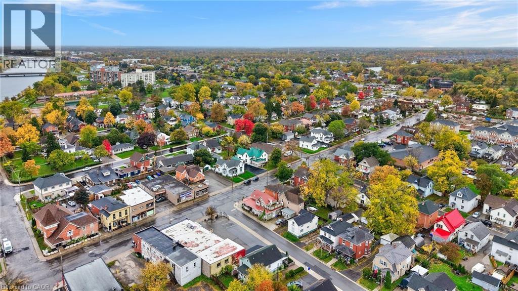 












115 WEST MAIN Street

,
Welland,




Ontario
L3C4Z8

