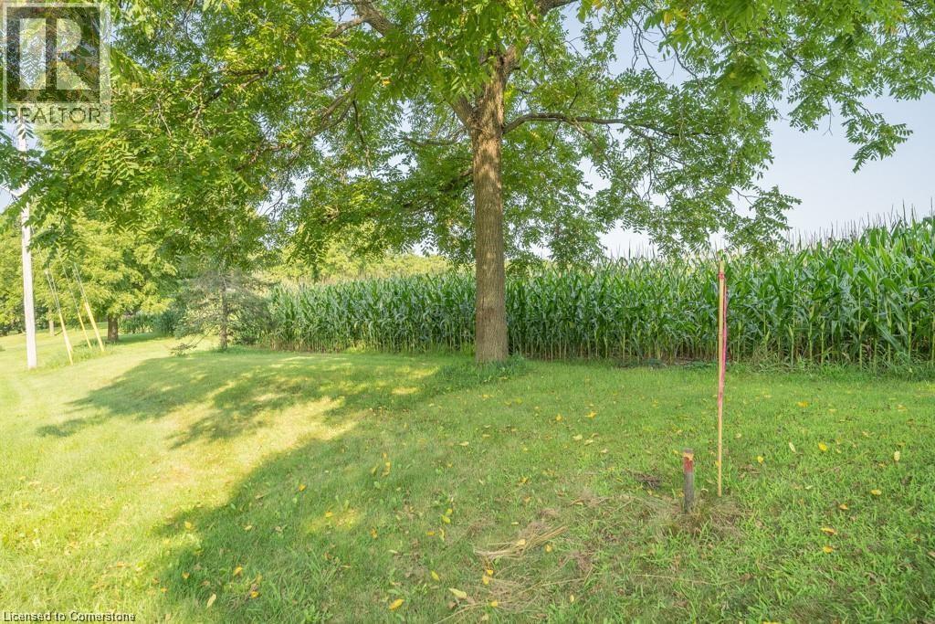 












361 ROBINSON Road

,
Burford,







Ontario
N3R0B8

