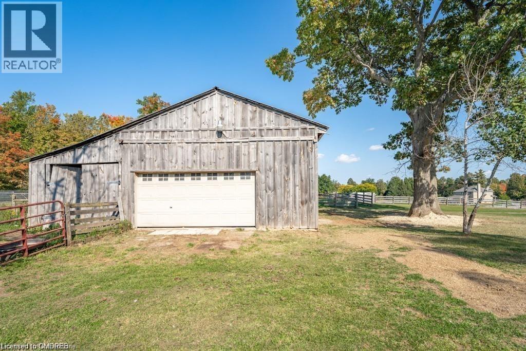 












9630 WELLINGTON RD 42

,
Erin,




Ontario
L7G4S8

