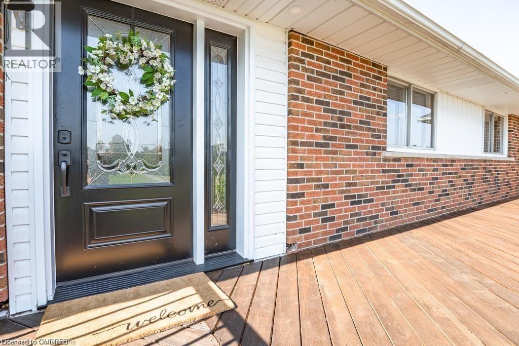 












9630 WELLINGTON RD 42

,
Erin,




Ontario
L7G4S8

