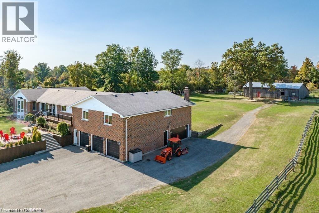 












9630 WELLINGTON RD 42

,
Erin,




Ontario
L7G4S8

