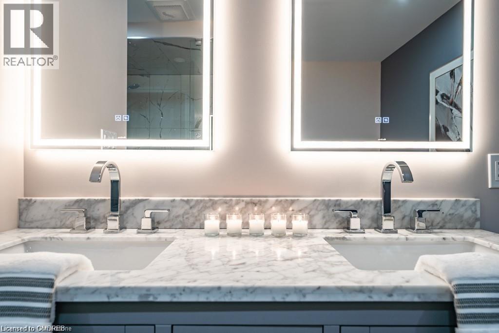 












9630 WELLINGTON RD 42

,
Erin,




Ontario
L7G4S8

