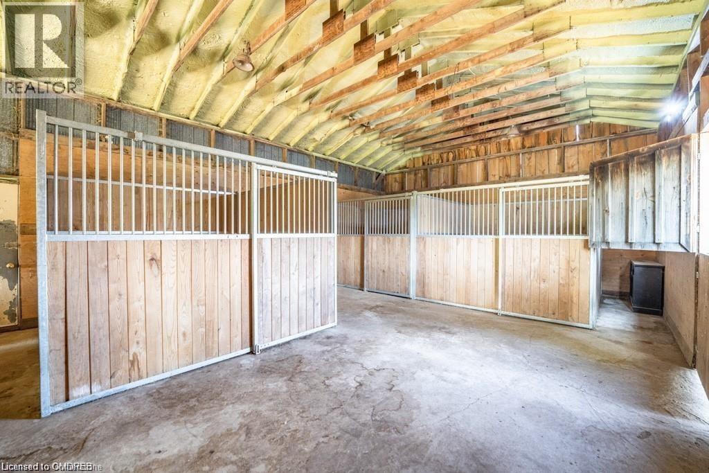 












9630 WELLINGTON RD 42

,
Erin,




Ontario
L7G4S8

