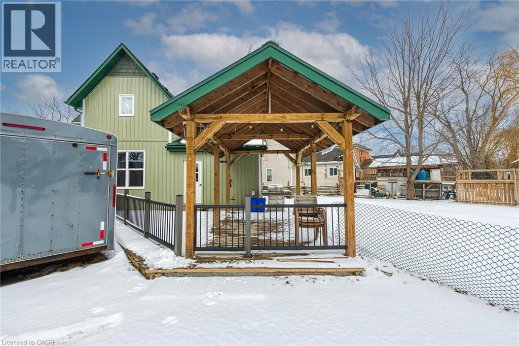 












2076 MAIN Street N

,
Jarvis,




Ontario
N0A1J0

