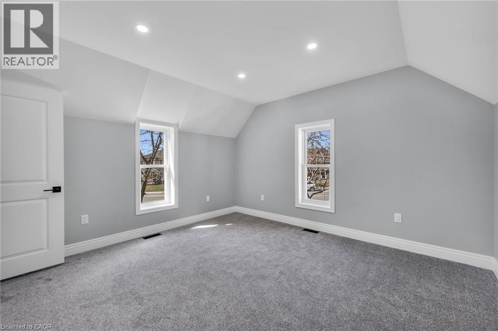 












2076 MAIN Street N

,
Jarvis,




Ontario
N0A1J0

