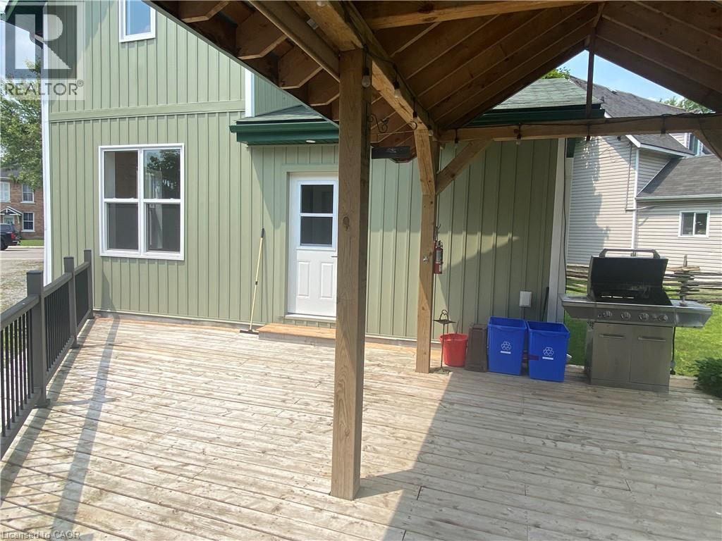 












2076 MAIN Street N

,
Jarvis,




Ontario
N0A1J0

