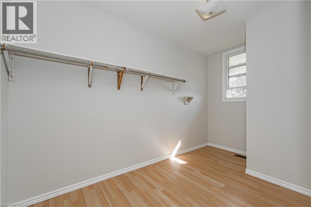 












631 FOUR MILE CREEK Road

,
Niagara-on-the-Lake,




Ontario
L0S1J0

