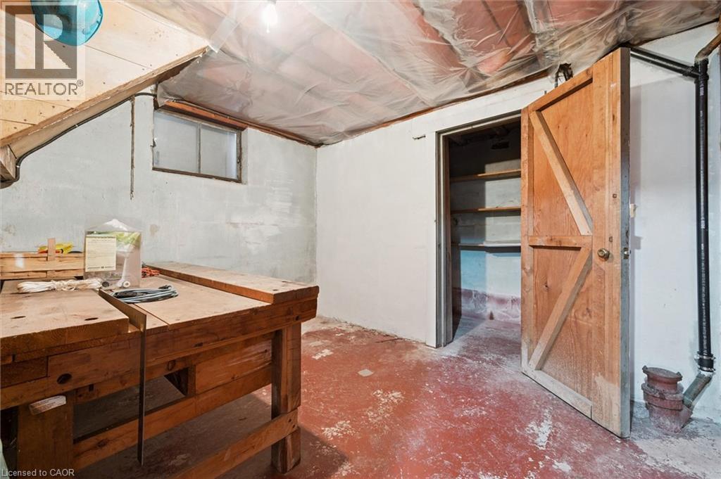 












193 EDINBURGH Road S

,
Guelph,




Ontario
N1G2H8

