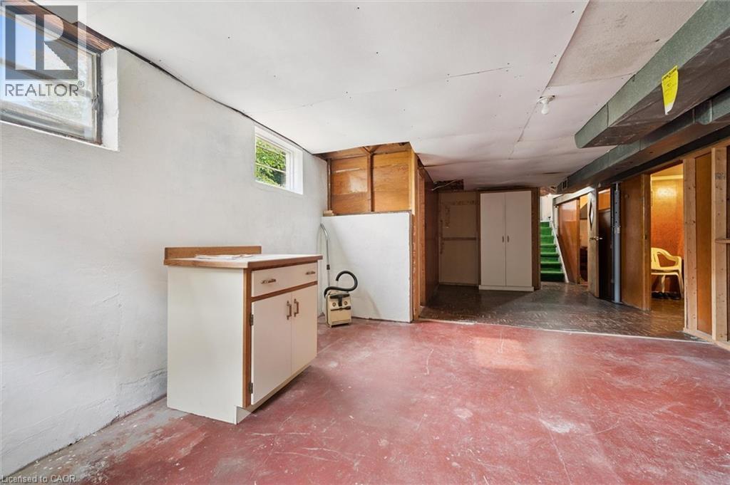 












193 EDINBURGH Road S

,
Guelph,




Ontario
N1G2H8

