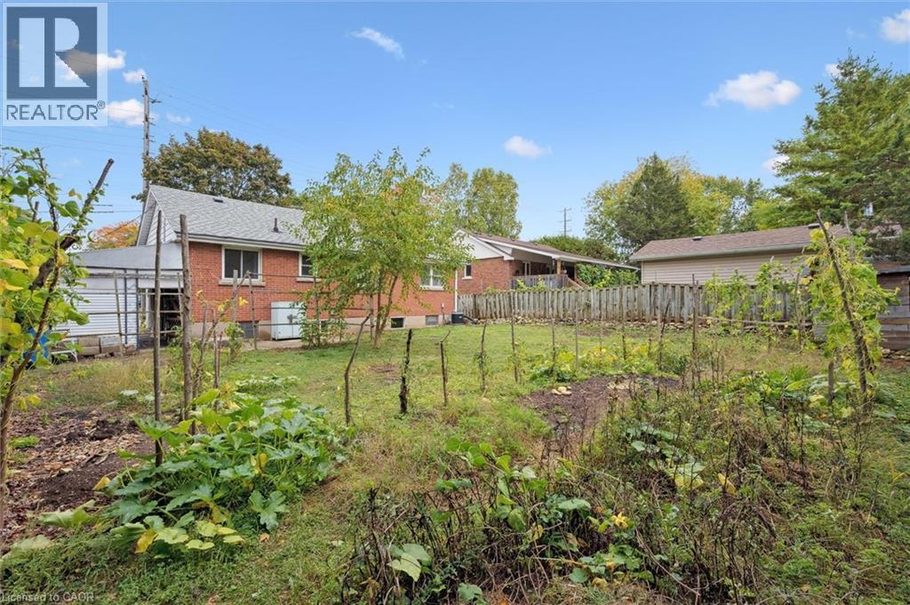 












193 EDINBURGH Road S

,
Guelph,




Ontario
N1G2H8

