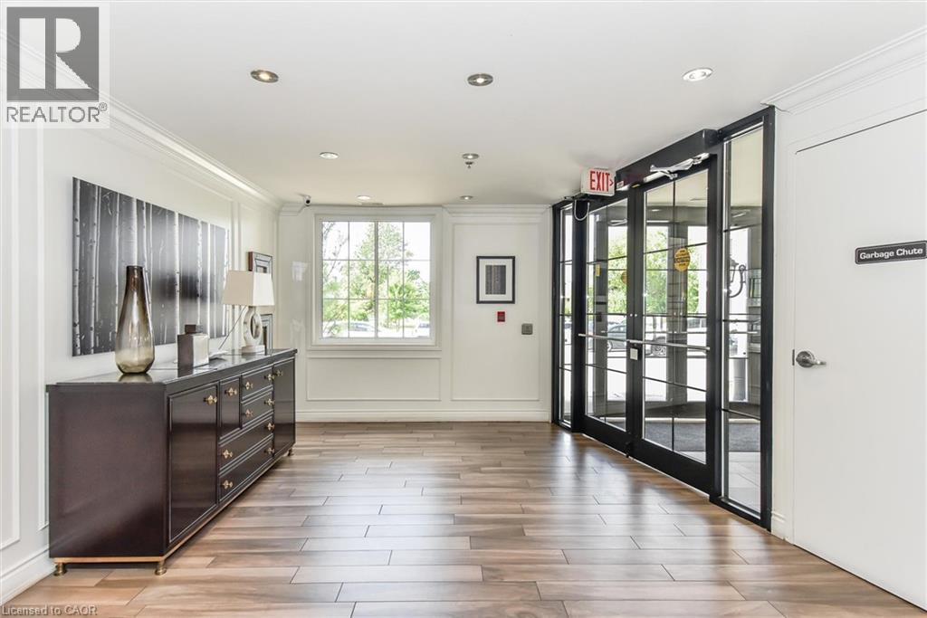 












1440 GORDON Street Unit# 122

,
Guelph,




Ontario
N1L1C8

