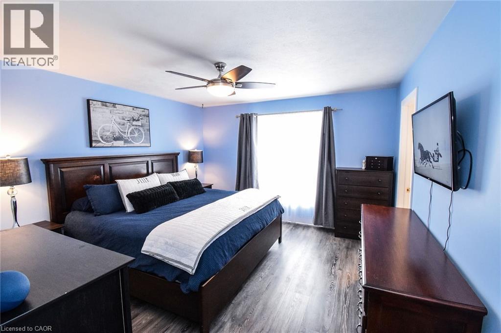 












3 MEADOWBROOK Court

,
Dunnville,




Ontario
N1A3H6

