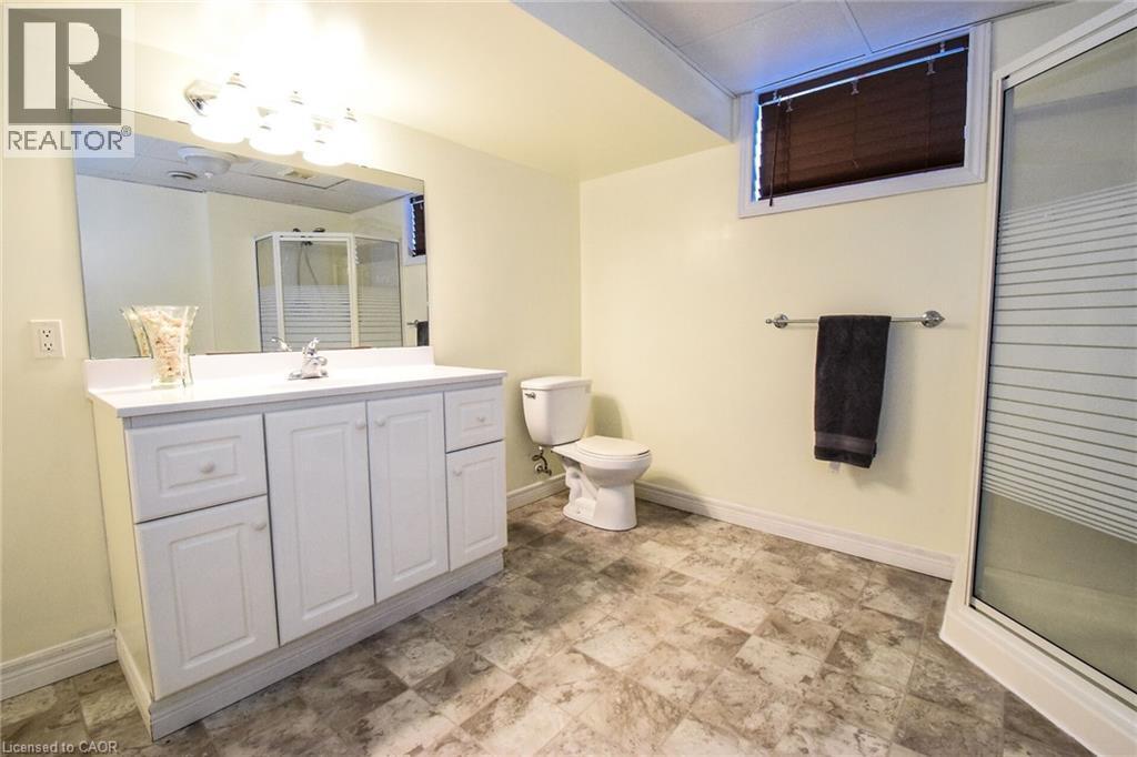 












3 MEADOWBROOK Court

,
Dunnville,




Ontario
N1A3H6

