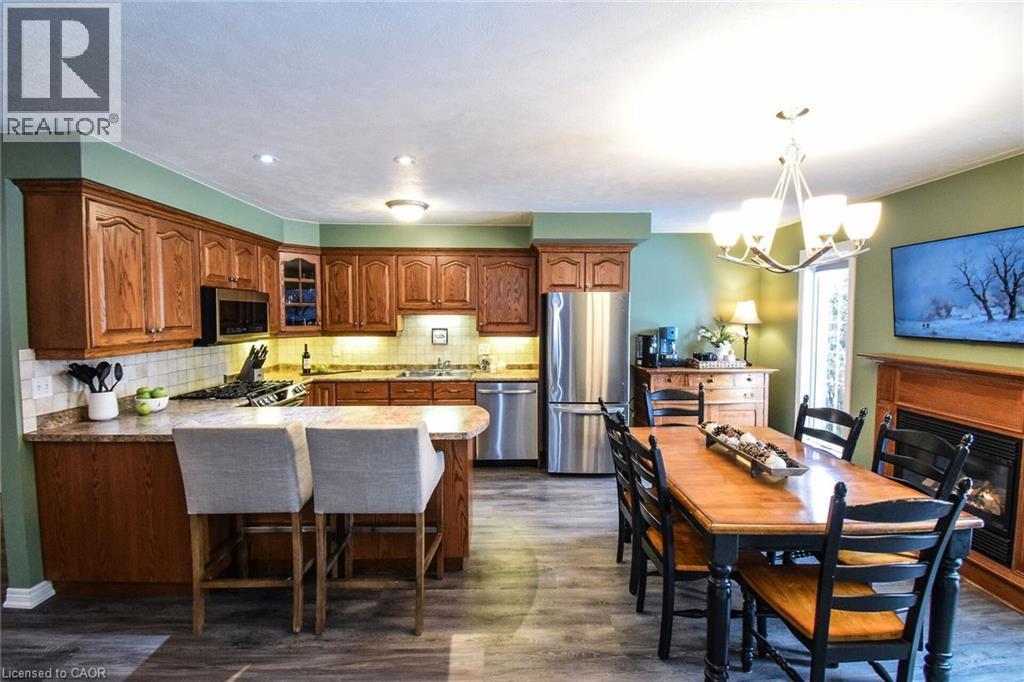 












3 MEADOWBROOK Court

,
Dunnville,




Ontario
N1A3H6

