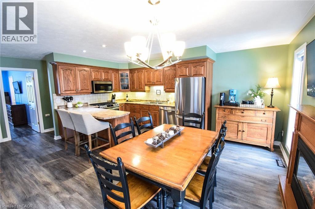 












3 MEADOWBROOK Court

,
Dunnville,




Ontario
N1A3H6

