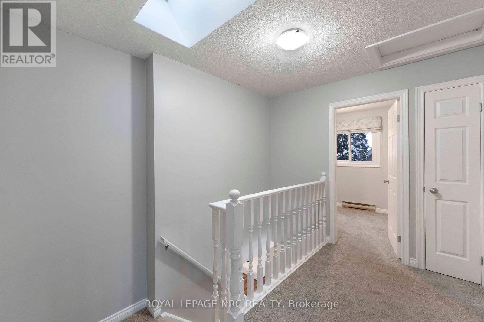 












41 HUNTINGTON LANE

,
St. Catharines (Grapeview),




Ontario
L2S3R5

