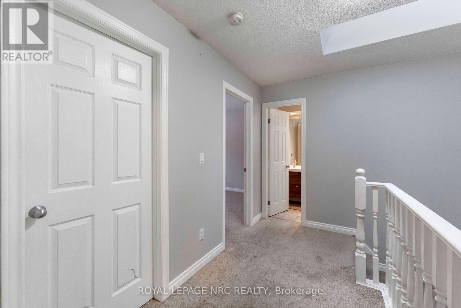 












41 HUNTINGTON LANE

,
St. Catharines (Grapeview),




Ontario
L2S3R5

