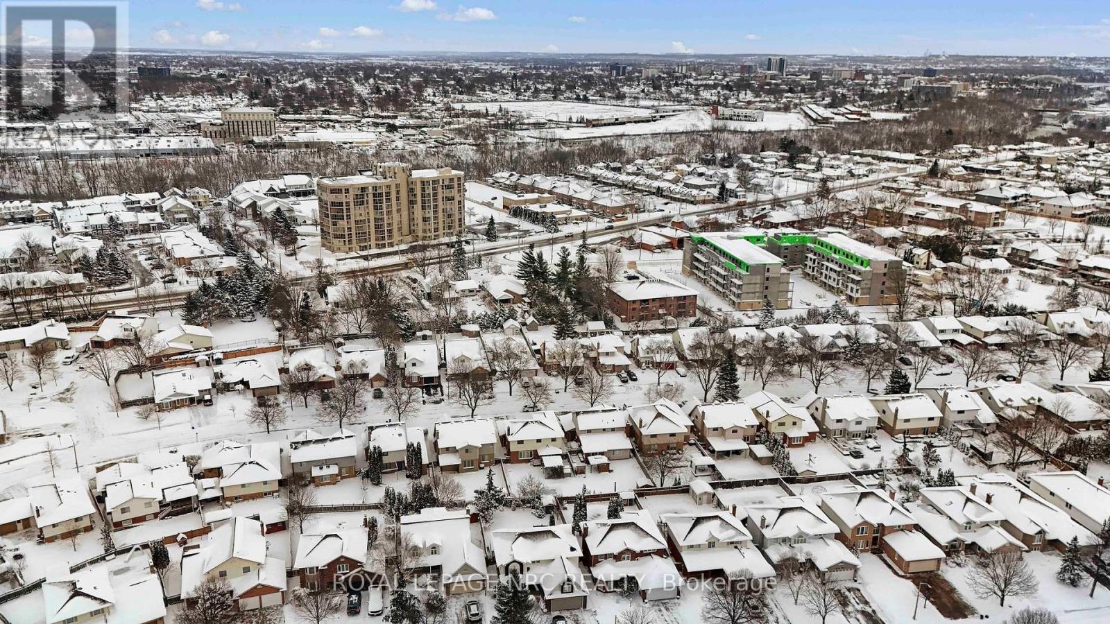 












41 HUNTINGTON LANE

,
St. Catharines (Grapeview),




Ontario
L2S3R5

