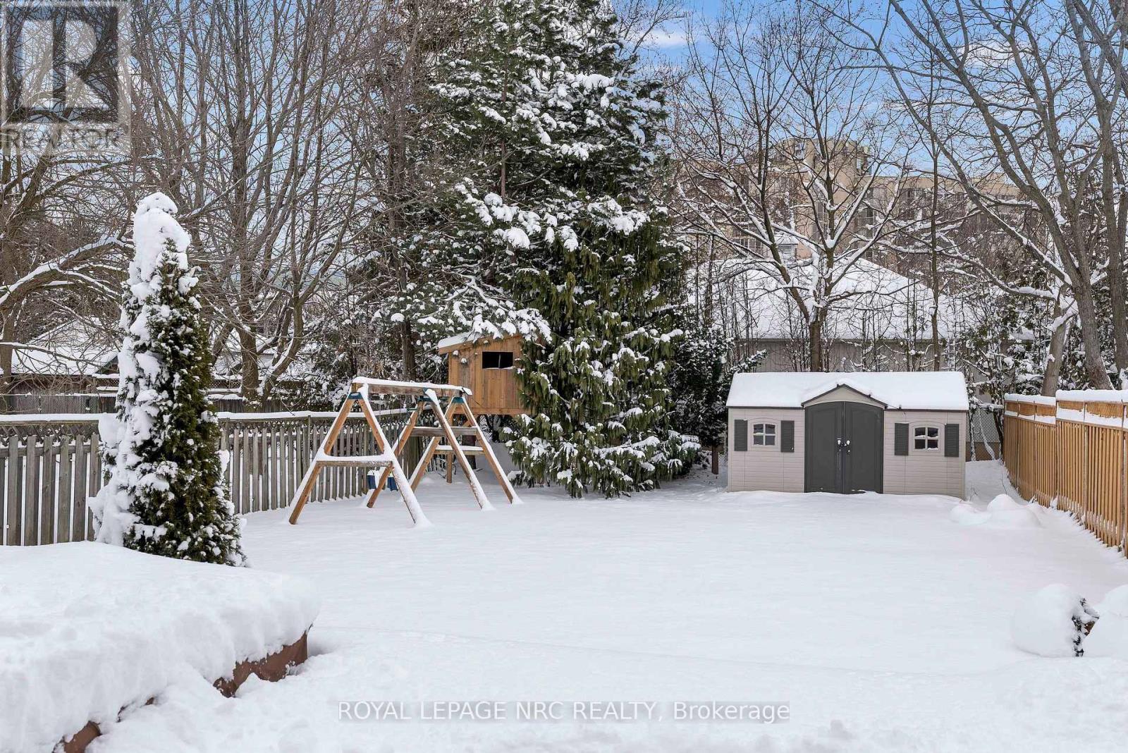 












41 HUNTINGTON LANE

,
St. Catharines (Grapeview),




Ontario
L2S3R5

