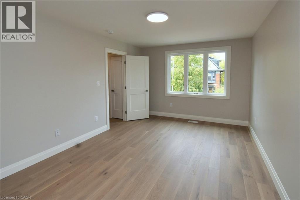 












279 HESS Street S

,
Hamilton,




Ontario
L8P3P6

