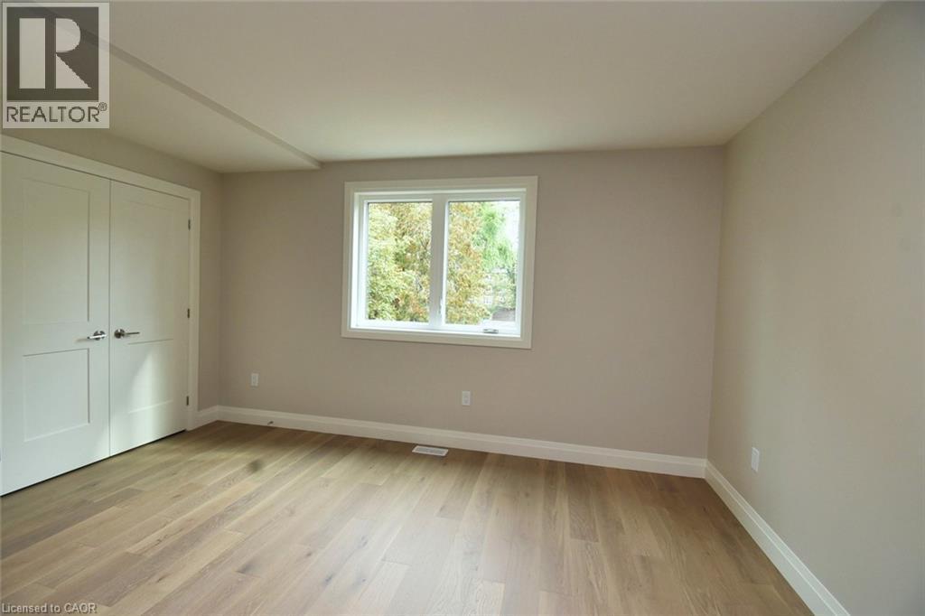 












279 HESS Street S

,
Hamilton,




Ontario
L8P3P6

