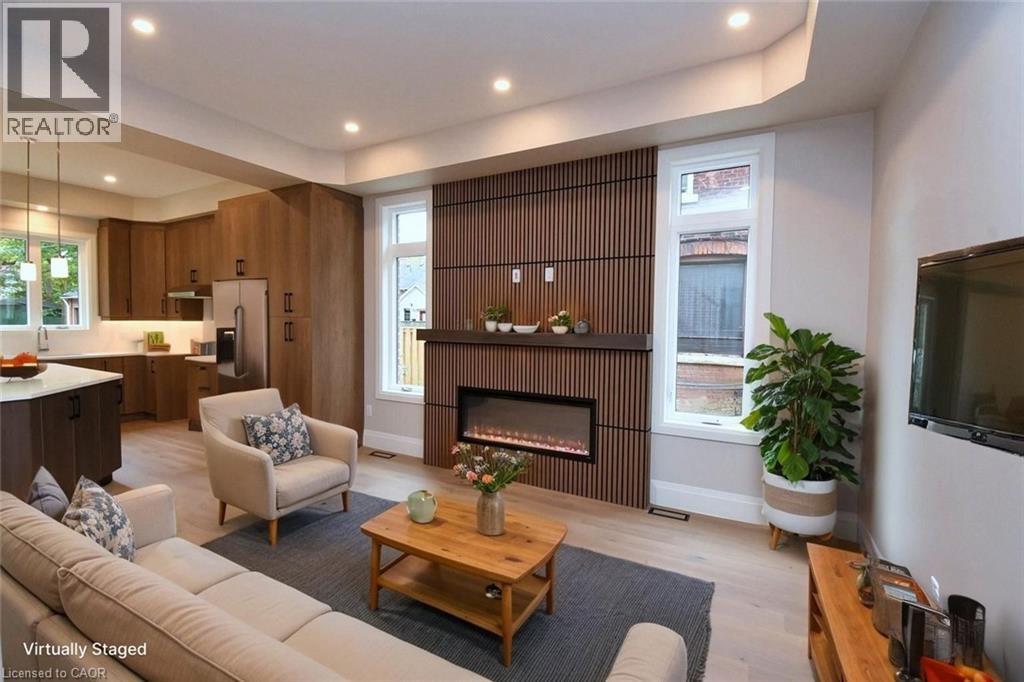 












279 HESS Street S

,
Hamilton,




Ontario
L8P3P6

