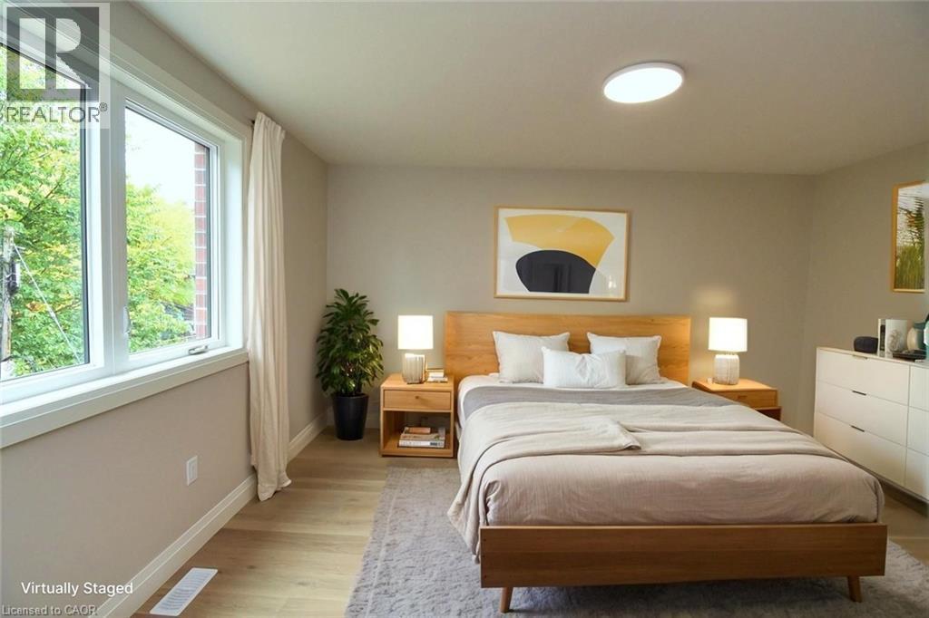 












279 HESS Street S

,
Hamilton,




Ontario
L8P3P6

