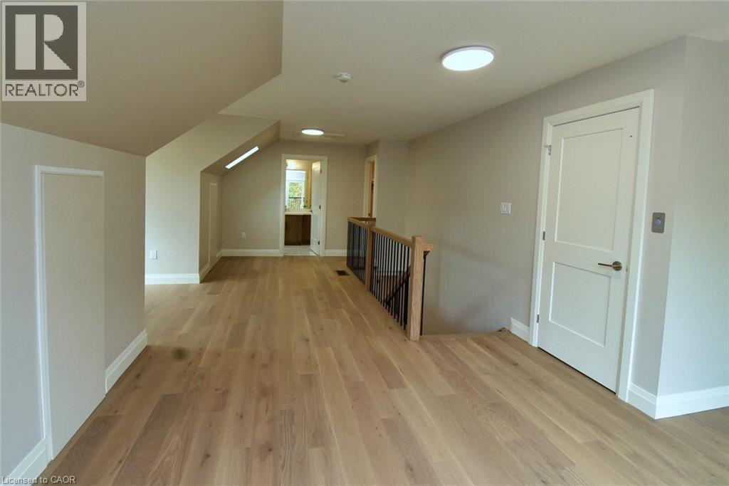 












279 HESS Street S

,
Hamilton,




Ontario
L8P3P6

