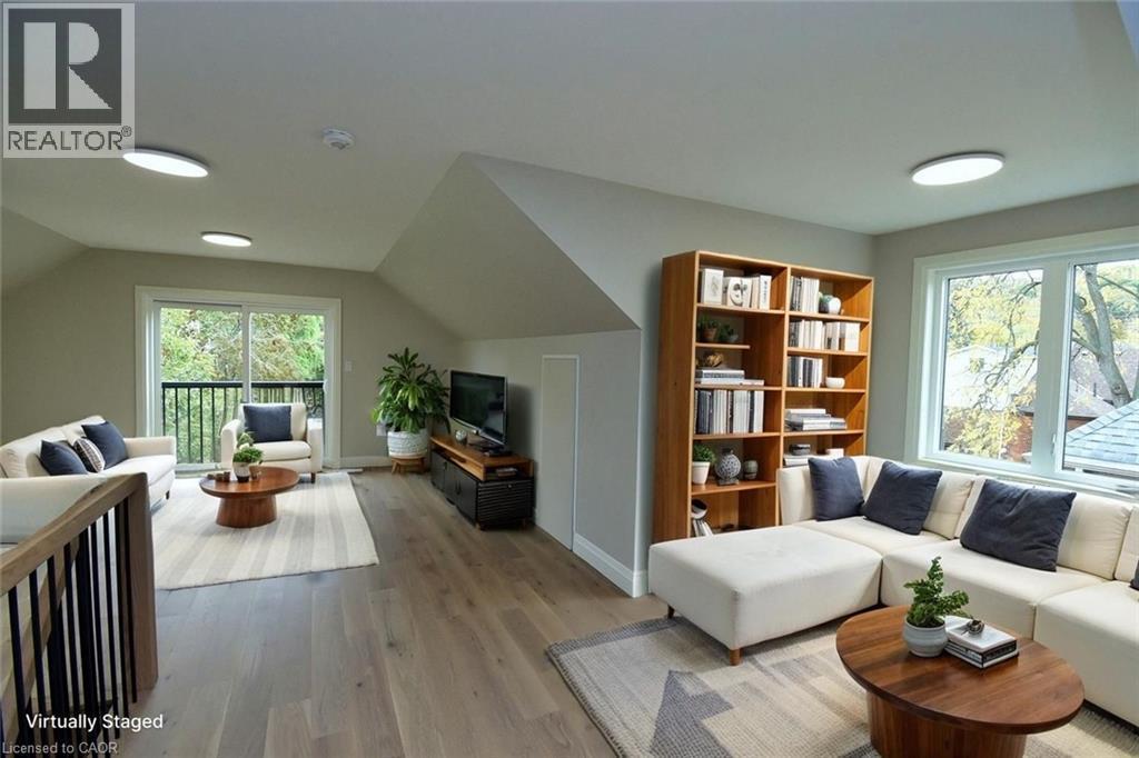 












279 HESS Street S

,
Hamilton,




Ontario
L8P3P6

