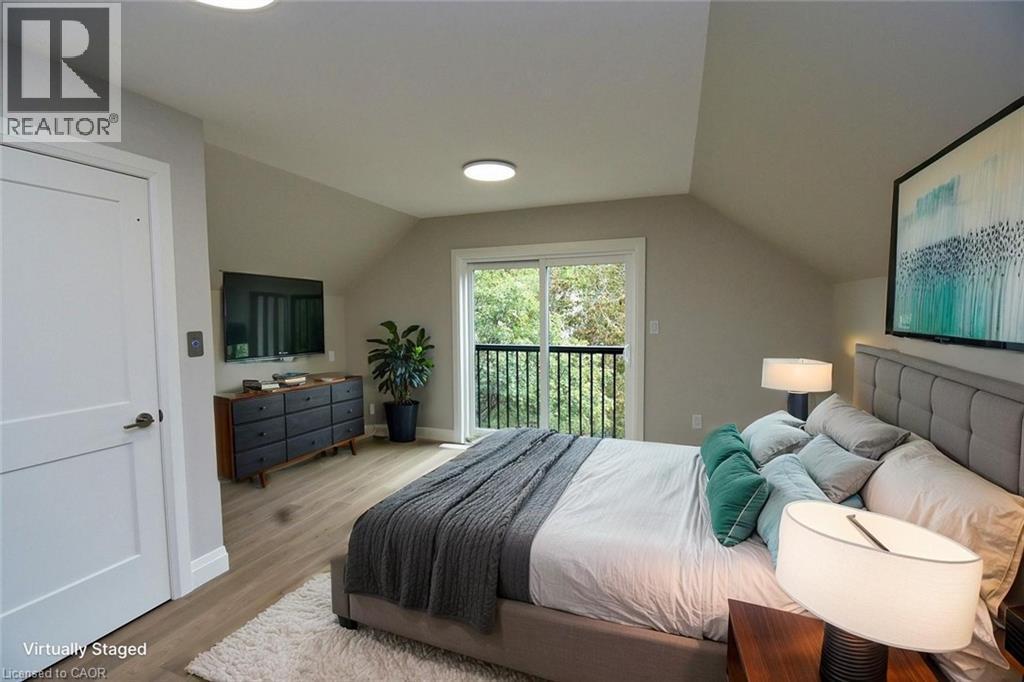 












279 HESS Street S

,
Hamilton,




Ontario
L8P3P6

