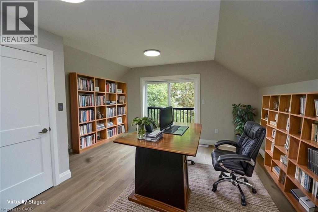 












279 HESS Street S

,
Hamilton,




Ontario
L8P3P6

