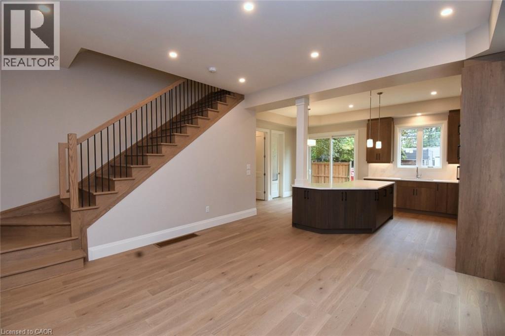 












279 HESS Street S

,
Hamilton,




Ontario
L8P3P6

