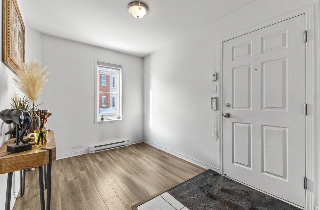 









1557


Av. de la Gare

,
Mascouche,




QC
J7K0M3

