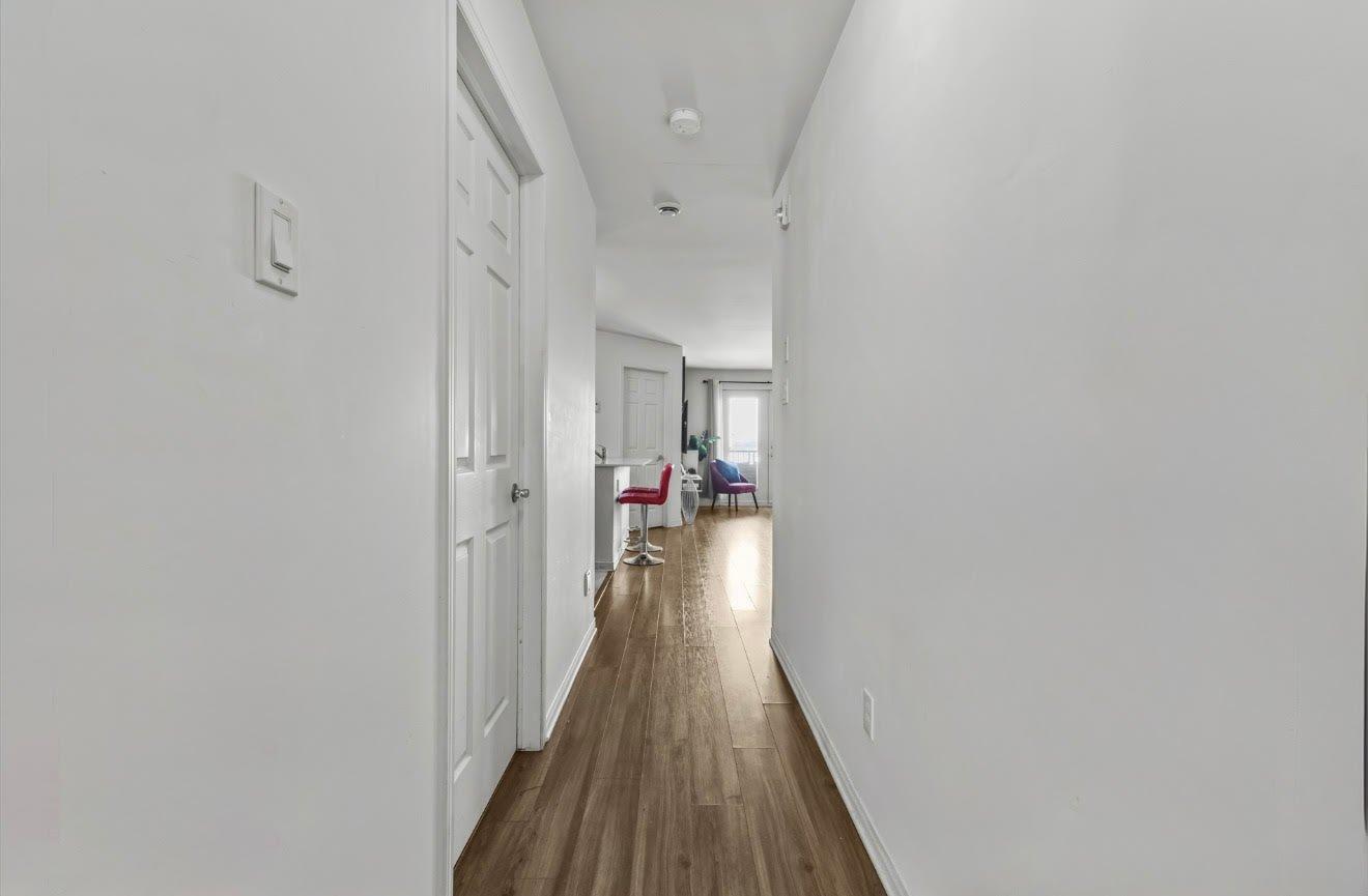 









1557


Av. de la Gare

,
Mascouche,




QC
J7K0M3

